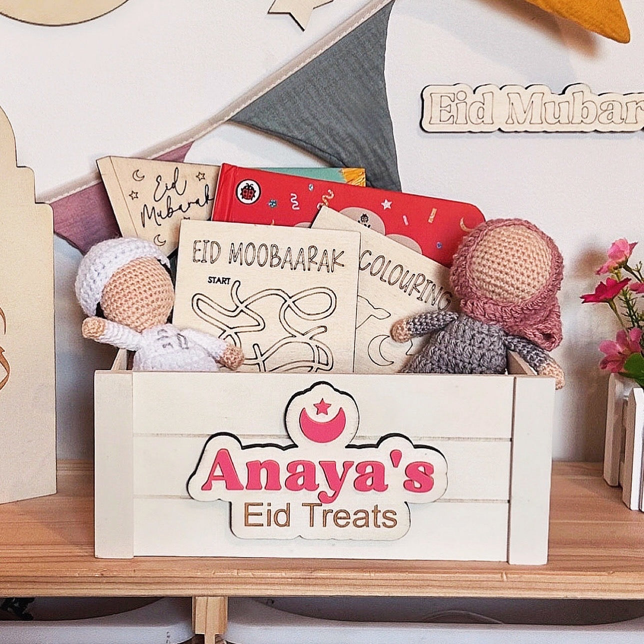 Eid Mubarak Wooden Decorative Flags (5 Variations)