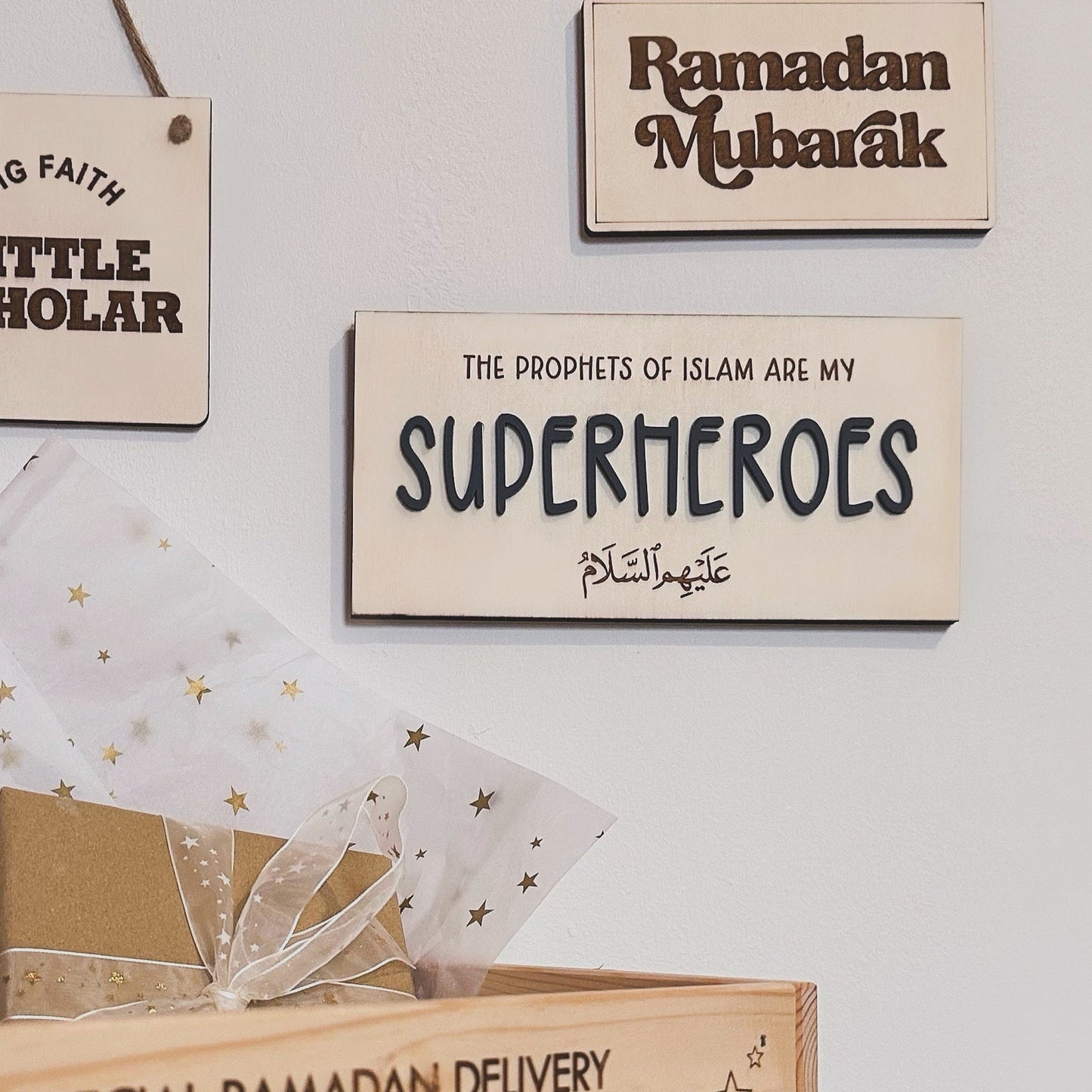 Prophets/Sahabiyats Superhero/Princess Plaques (More Colours Available)