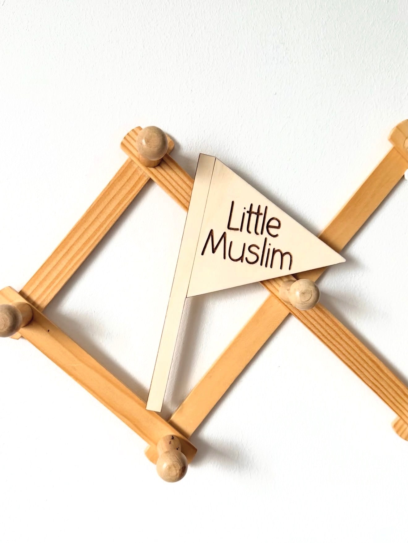 Little Muslim Wooden Decor Flag