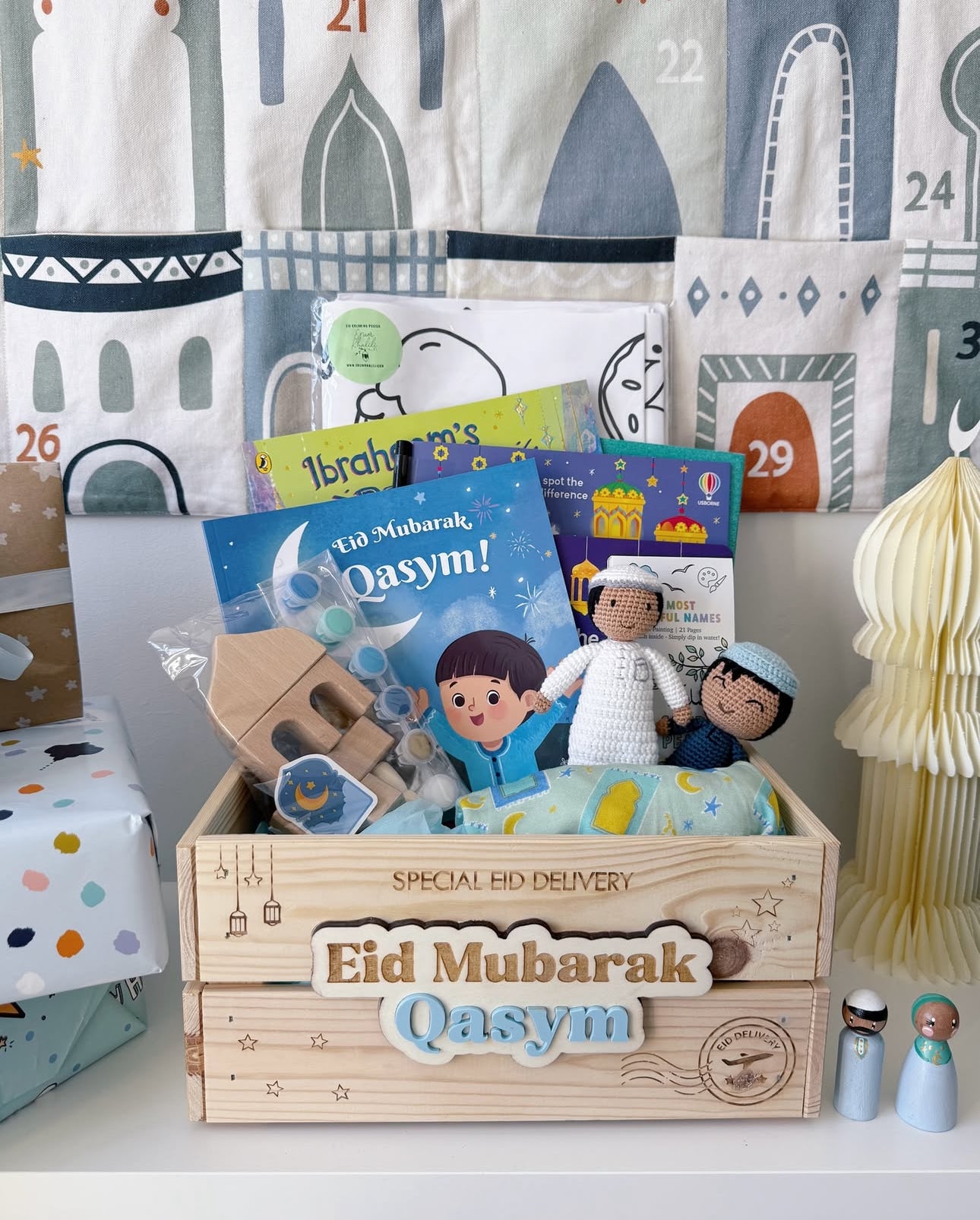 Ramadan Eid Delivery Box Crate Islamic Gifts and Decor