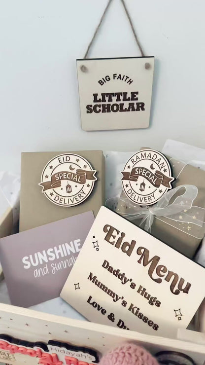 Eid Menu Role Play Plaque: Hugs, Kisses, Love and Duas (No Acrylic)